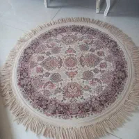 یک جفت فرش گرد یک متری