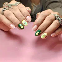 ناخنکار و مژه کار