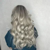 انجام آموزش و خدمات رنگ و لایت (بافق)