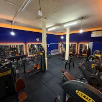 باشگاه ورزشی وآکادمی ورزشی