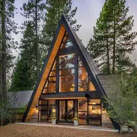 یه محیط بکر با آبگیر طبیعی