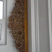 کتیبه پرده رنگ طلایی تیره