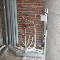 اجرای لوله کشی آب و فاضلاب ساختمان