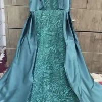 لباس مجلسی در حد نو