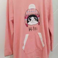 یه مقدار لباس که همگی در حد نو هستش