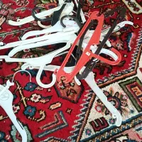 آویز لباس