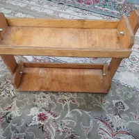 استند چوبی تمیز وسالم