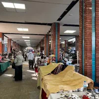 فروشنده لباس