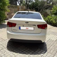 کیا سراتو ۲۰۰۰ مدل ۱۳۹۶(آپشنال نیست)