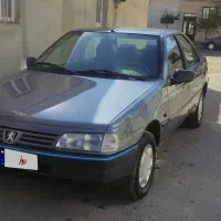 پژو۹۶دوگانه شرکتی عروسک تک برگ سند.