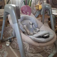 گهواره برقی وتخت و تعدادی لباس وست بیمارستانی|اسباب و اثاث بچه|اسلام‌شهر, شهرک قائمیه|دیوار