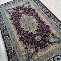 یک تخته فرش ۴متری و۳تخته فرش ۲متری