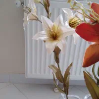 سه شاخه گل و گلدان بوهمیا|گل مصنوعی|مشهد, رضاشهر|دیوار