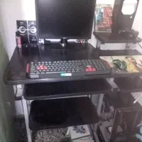 میز کامپیوتر