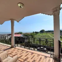 اجاره ویلا ساحلی با جشم انداز بی نظیر