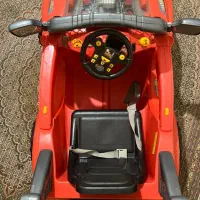 یک عدد ماشین شارژی بچه گانه و یک کرییر|اسباببازی|کیش, |دیوار