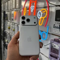 ایفون ۱۷ پرو ۲۵۶ ۱۷ بار شارژ