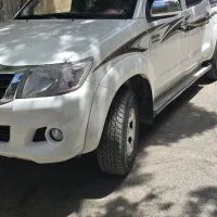 تویوتا هایلوکس