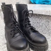 لباس نو|لباس|فلارد, |دیوار