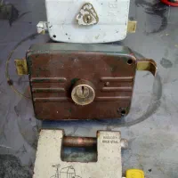 تغییر رمز مغزی قفل حیاطی و کتابی  (کلید سازی)