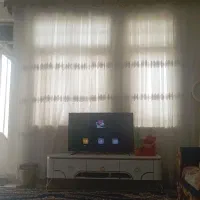 پرده در حد نو به خاطر جابه جای میخام بفروشم