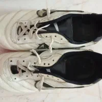 کفش استوک چمنی اصل سایز ۴۲