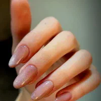 کاشت و ترمیم ناخن با طراحی ترند|خدمات آرایشگری و زیبایی|تهران, شمشیری|دیوار