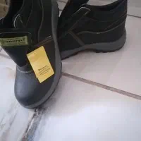 چهار عدد کفش کار نو