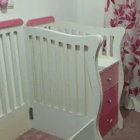 تخت کودک و نوزادی|تخت و صندلی بچه|شیراز, تندگویان|دیوار