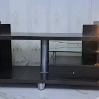 میز تلویزیون ام دی ام