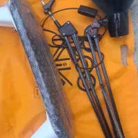 زیر دستی و چراغ ناخن کاری