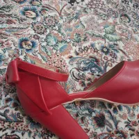 هر جفت کفش ۲۰۰ تومان|حراج|بناب, |دیوار