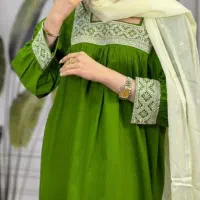 لباس بندری|لباس|بندرعباس, |دیوار