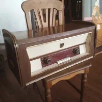 رادیو لامپی سالم|کلکسیون اشیاء عتیقه|تهران, فردوسی|دیوار