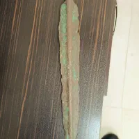 دشنه ۸۰۰ساله زیر خاکی اما همین یدونست کلا