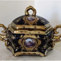 سوپینگ لیلی و مجنون