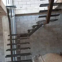 ساخت انواع پله های گِرد، مُعلق و...درغرب کشور|خدمات پیشه و مهارت|سنندج, |دیوار