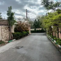 ویلا 850متری در 3طبقه نوساز تاپ لوکیشن لواسان