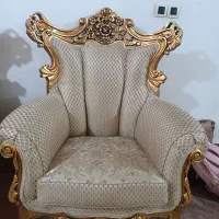 مبل سلطنتی 9نفره|مبلمان خانگی و میز عسلی|تربت جام, میرقوام الدین|دیوار