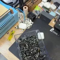 تعمیرات انواع ایرپاد هندزفری ، هدفون سیمی و بی سیم