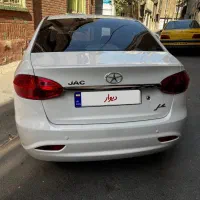 جک j4 سفید ۱۴۰۳