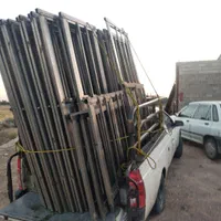 درب انباری و پشت بام خرپشته و پنچره آهنی|مصالح و تجهیزات ساختمان|تبریز, |دیوار