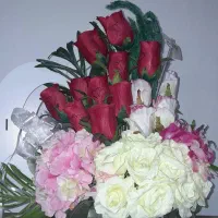 گل و گلدون فروشی با قیمت توافقی