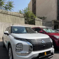 میتسوبیشی اوتلندر Mline