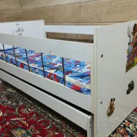 تخت و گهواره بچه