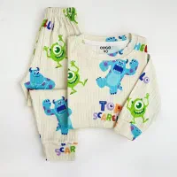 تعدادی لباس نو با قیمت خوب