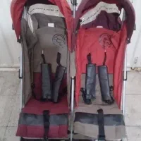 کالسکه دوقلو