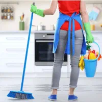 زوج جوان‌ هستیم نظافت منزل انجام میدیم