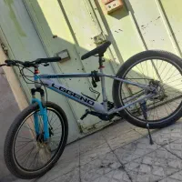 دوچرخه ۲۷|دوچرخه، اسکیت، اسکوتر|بافت, |دیوار