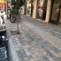 فروش نانوایی لواش بر خیابان اصلی